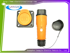 Wuling इलेक्ट्रिक वाहन Y30 चार्जिंग गन 220V 16A चार्जिंग सोकेट दर्शनीय स्थल वाहनों के लिए