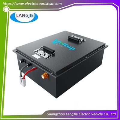 अच्छी कीमत 48V लिथियम बैटरी EZGO गोल्फ कार्ट बैटरी 51.2V 105Ah ऑनलाइन